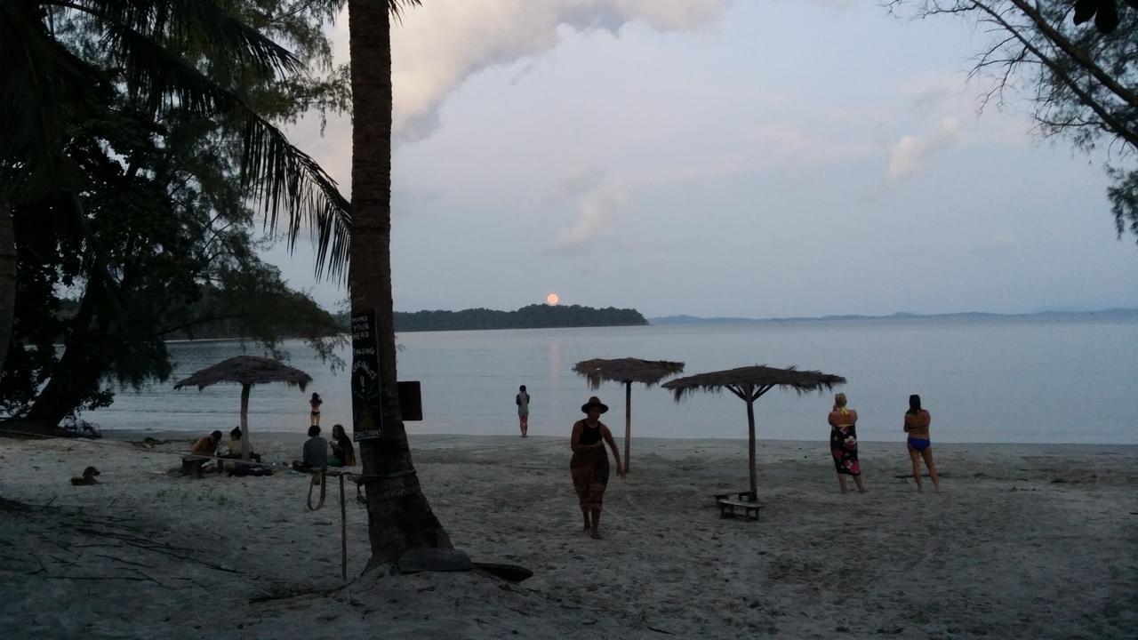 The Last Point Hostel Koh Ta Kiev Ngoại thất bức ảnh